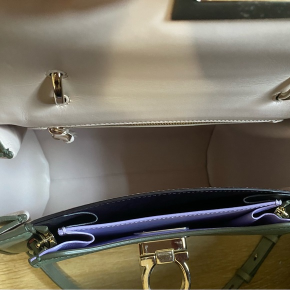 New! Salvatore Ferragamo Pistachio Crossbody Handbag - Picture 3 of 7